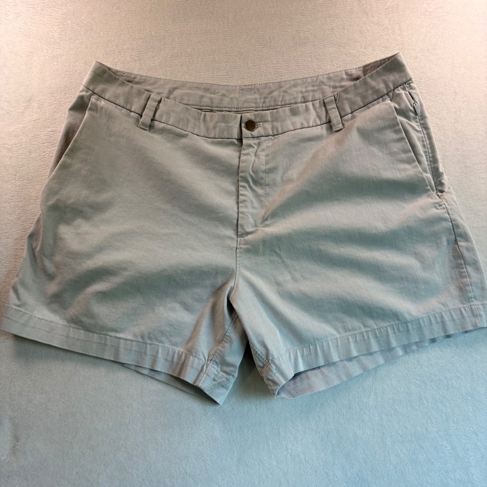 Lululemon Commission Shorts Mens 38 Light Gray Chino Oxford 5 Inch Inseam Casual